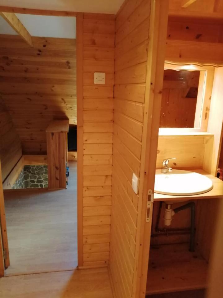 Villa L'Eau Dolle, Maison 8 Personnes Avec Jardin Au Bord De La Riviere Et A Proximite De La Remontee Mecanique Allemont Exterior foto